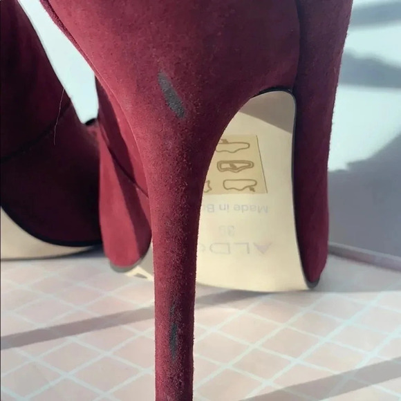 Aldo Burgundy Bow Peep Toe Pumps - Picture 3 of 8